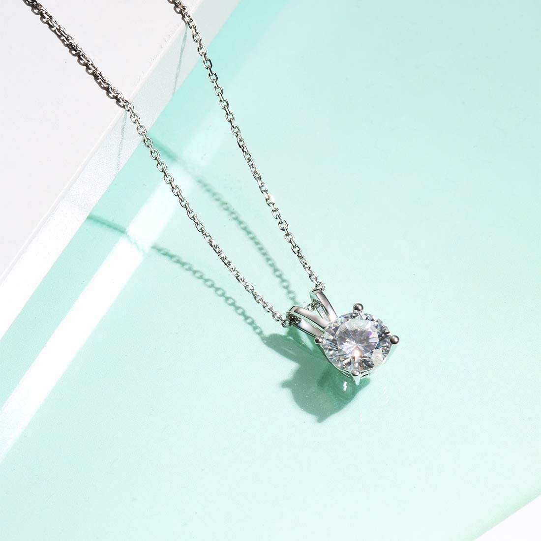 14K White Gold 1 Carat Classic Round Moissanite Solitaire Pendant Necklace